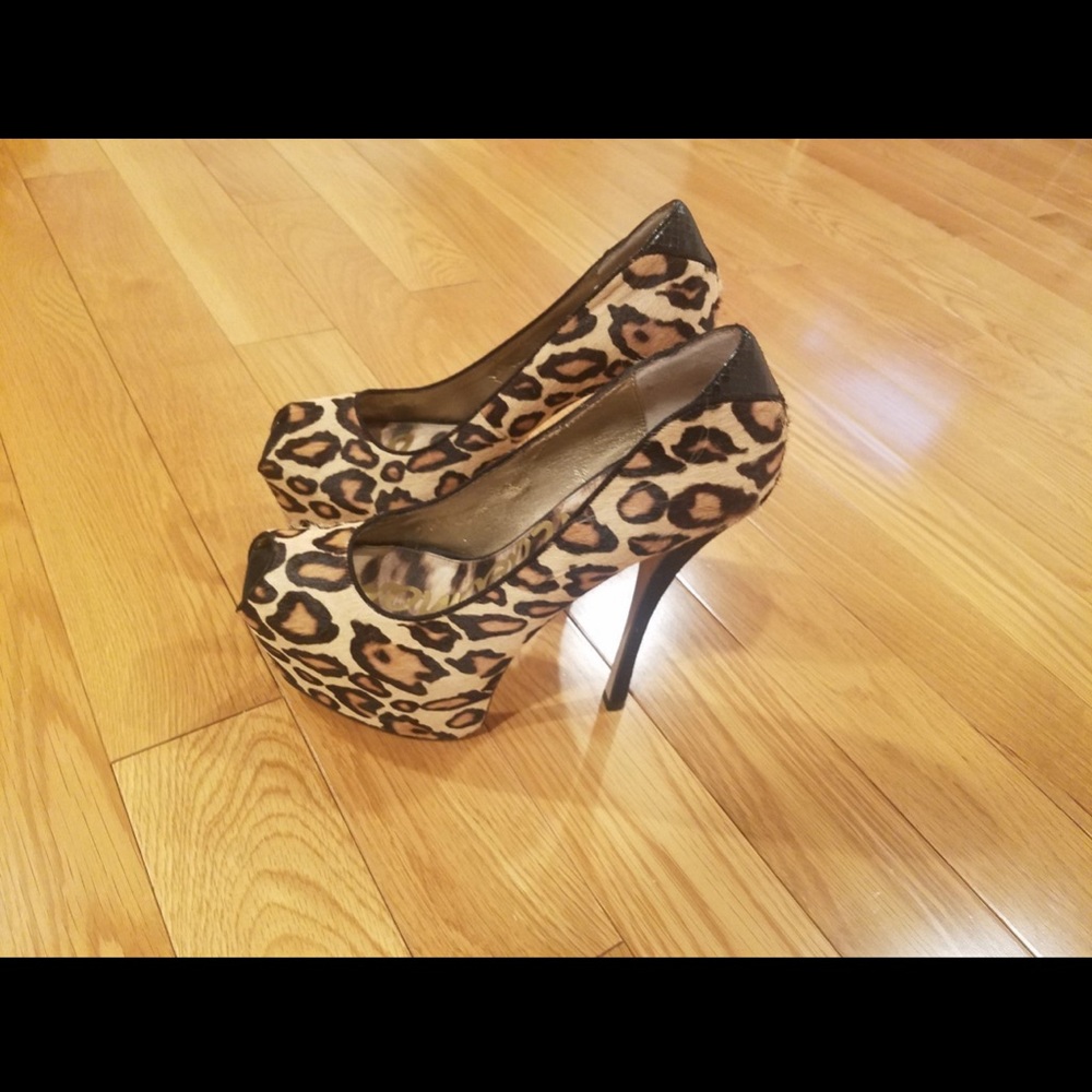 Jessica Simpson Leopard Print Heels